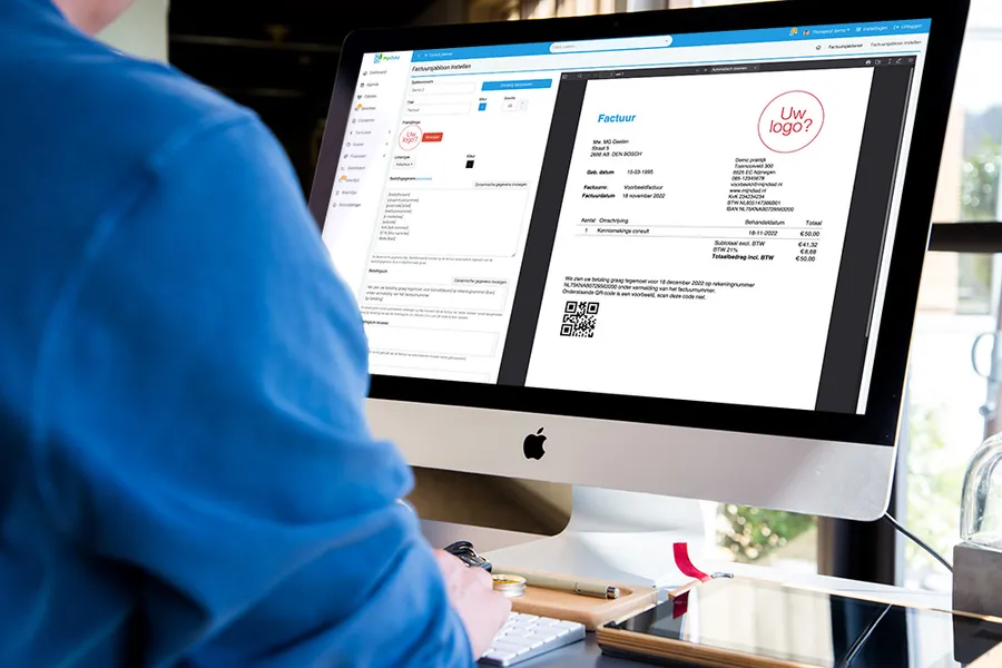 MijnDiAd praktijksoftware op een computer